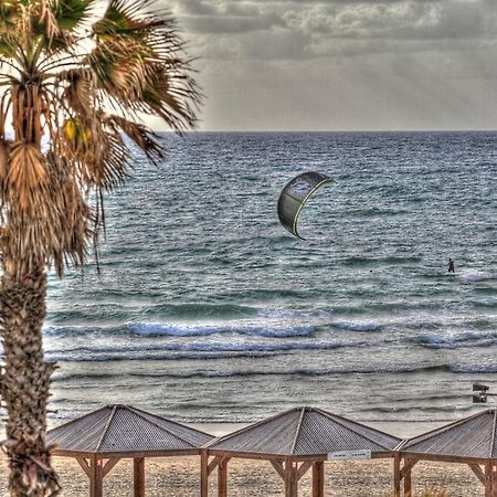 Sunset Beach Apartments Tel Aviv Eksteriør billede