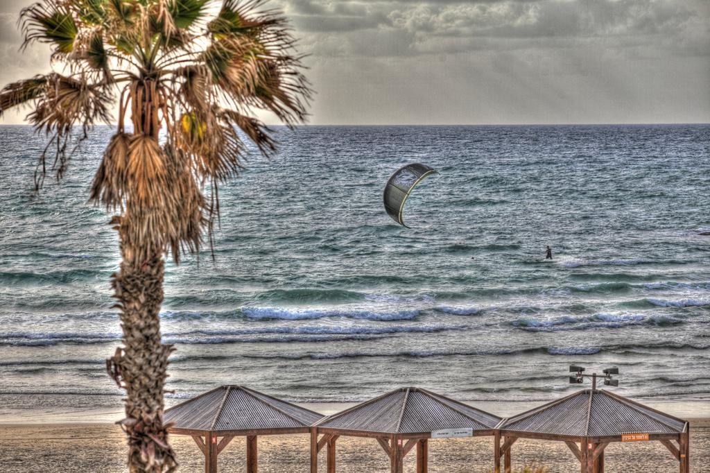 Sunset Beach Apartments Tel Aviv Eksteriør billede